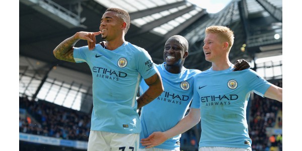 Manchester City kehrt an die Spitze zurück